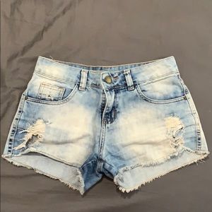 Low waisted jean shorts
